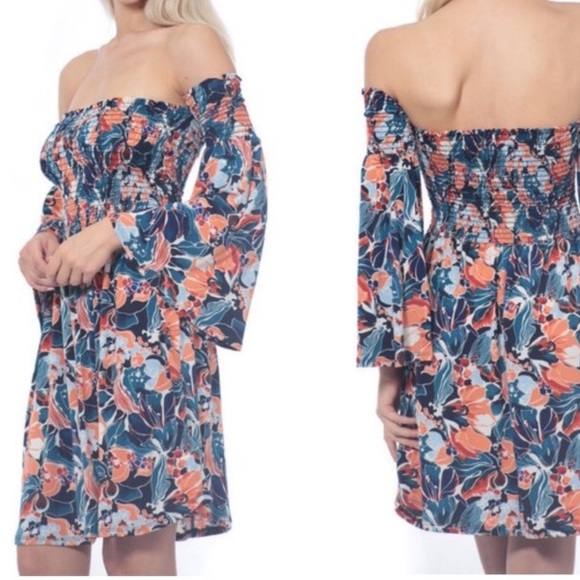 Off the shoulder floral dress - Picture 4 of 8